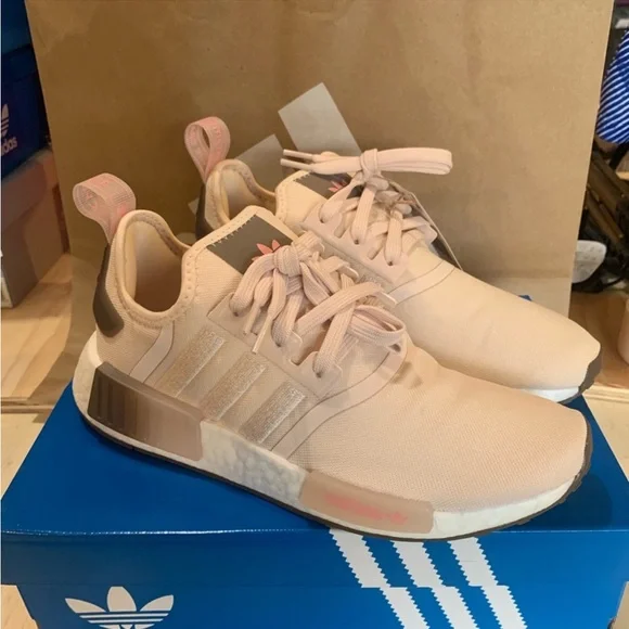 adidas NMD R1 Wonder Quartz Pink - Picture 7 of 9